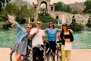 Barcellona: esplora la città con le e-bike a noleggio ecologiche