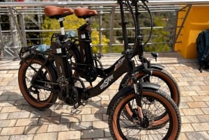 Barcellona: esplora la città con le e-bike a noleggio ecologiche