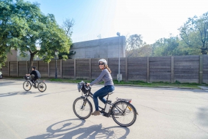 Barcelona E-Bike Tour com a Sagrada Família sem fila