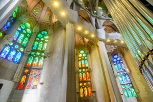 Barcelona E-Bike Tour com a Sagrada Família sem fila