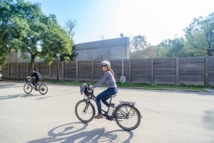 Barcelona E-Bike Tour z pominięciem kolejki do Sagrada Familia
