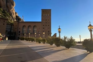 Barcelona: Tidlig morgen Montserrat-tur med kloster og fottur