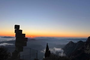 Barcelona: Tidlig morgen Montserrat-tur med kloster og fottur