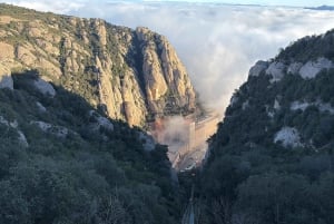Barcelona: Tidlig morgen Montserrat-tur med kloster og fottur