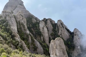 Barcelona: Tidlig morgen Montserrat-tur med kloster og fottur