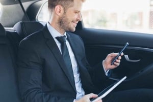 Barcelone : TRANSFERT PRIVÉ Mercedes Van 7 pax à l'aéroport