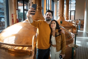 Barcelona: Visita à antiga fábrica de cerveja Estrella Damm com degustação