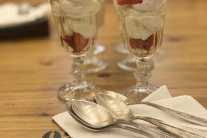 Aula de culinária noturna em Barcelona: 5 pratos, 3 paellas e cava