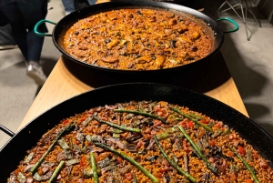 Barcelona Evening Cooking Class: 5-Course, 3 Paellas & Cava