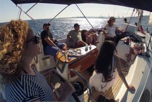 Barcelona: Exclusive 6-Hour Sailing Experience