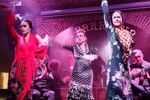 Barcelona: Espectáculo Flamenco Exclusivo en El Paraigua con Bebida