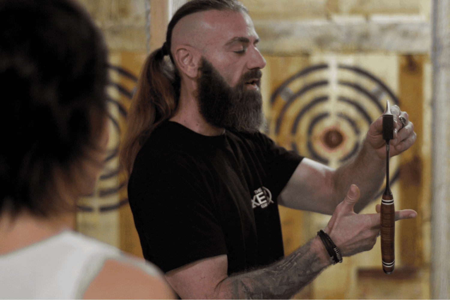 Barcelone : découvrez le lancer de hache et l'hydromel artisanal