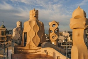 Barcelona: Casa Batlló & La Pedrera opastettu kierros.