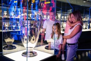 Barcelona: FC Barcelona Museum Ticket & Robokeeper Challenge