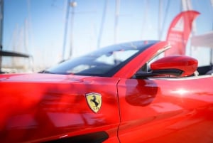 Barcellona: Guida di un'auto Ferrari ed esperienza di navigazione