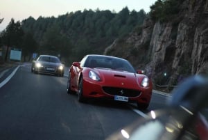 Barcelona: Experiencia de conducción y navegación en un coche Ferrari