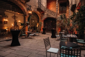 Barcelona: Flamenco Show at Palau Dalmases