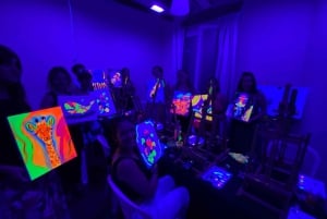Barcellona: Workshop sulla vernice fluorescente e sul vino