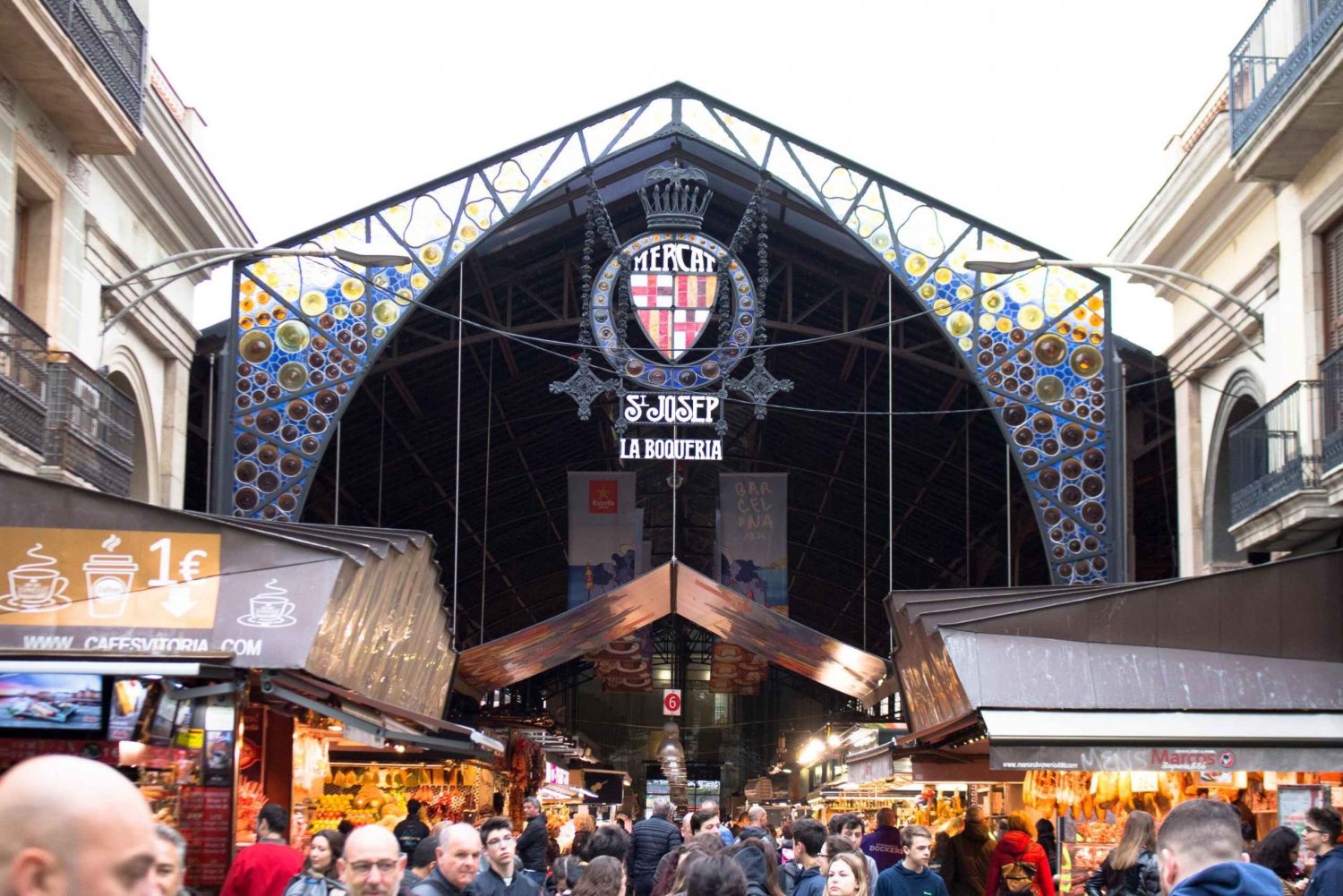 Barcelona: Markt, Essen und gotische Geschichte