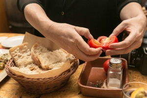 Barcelona: Food & Market Tapas Tour