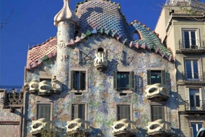 Barcelona: Full-Day Personalized City Tour