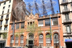 Barcelona: Fundació Antoni Tàpies Entrance and Exhibitions