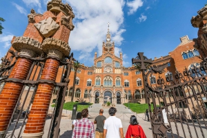 Barcelona: Gaudi Architecture and Modernism Tour