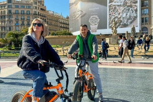 Barcelona: Byens højdepunkter - guidet cykel/e-cykeltur