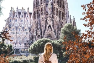 Barcelona: prywatna wycieczka po mieście śladami Gaudiego z wizytą w Sagrada Familia