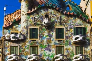 Barcelona: prywatna wycieczka po mieście śladami Gaudiego z wizytą w Sagrada Familia