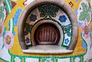 Barcelona: prywatna wycieczka po mieście śladami Gaudiego z wizytą w Sagrada Familia