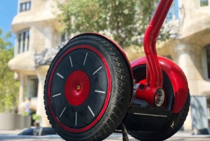 Barcelona: Gaudí Sightseeing guidet Segway-tur