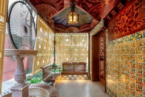 Barcelona: Excursão a pé de Gaudí com a Casa Vicens e a Casa Milà