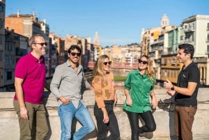 Barcelona: Visita guiada de un día a Girona y billete de tren de alta velocidad