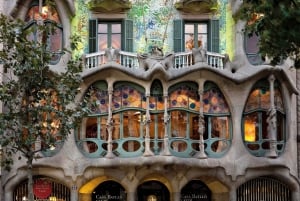 Barcelona: Go City Explorer Pass - Choose 2 to 4 Attractions
