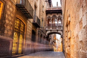 Barcelona Gothic Quarter Outdoor Escape Game: Haunted City