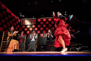 Barcellona: tour guidato del quartiere gotico con flamenco e tapas