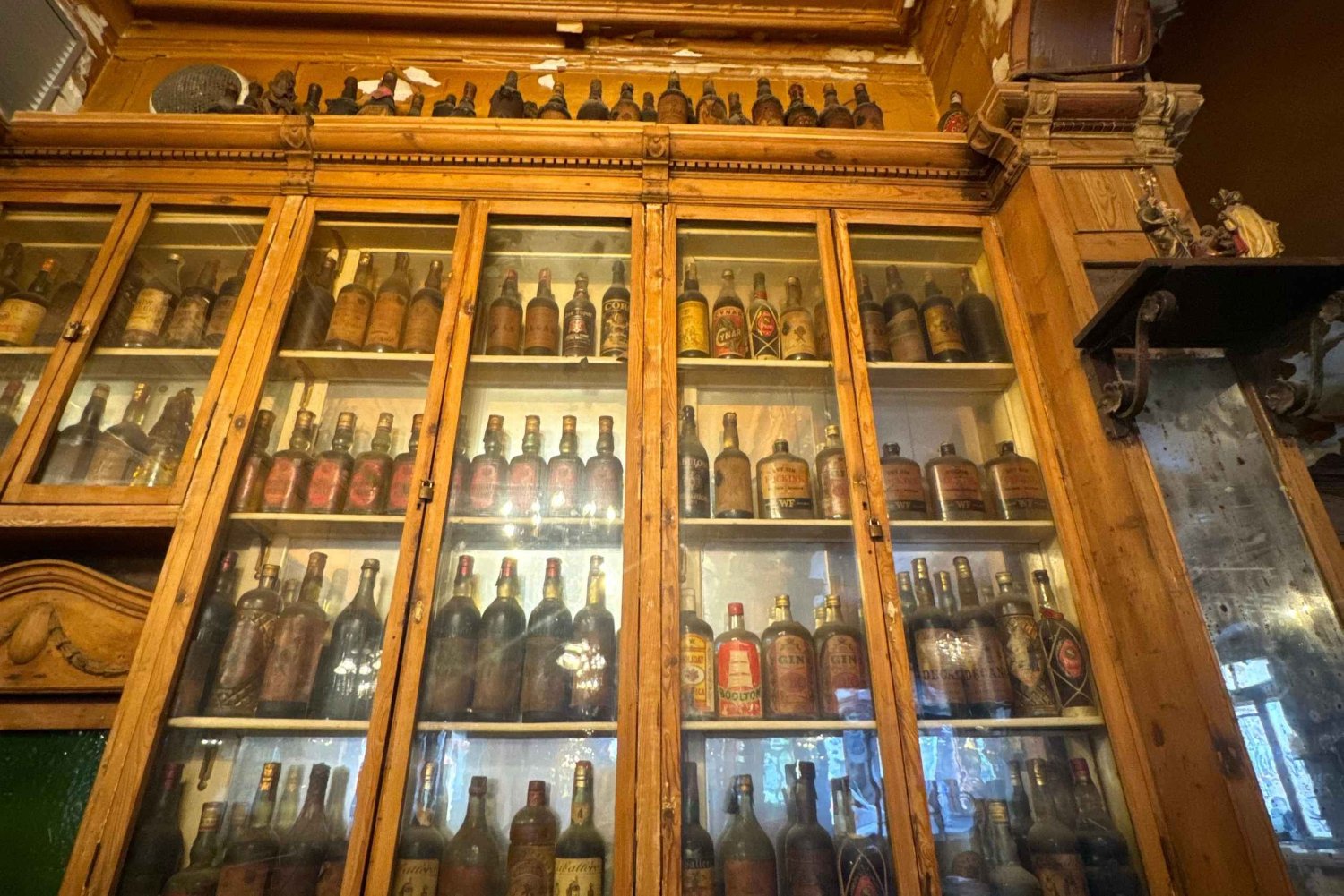 Barcellona: tour tra leggende, dolci e drink nel quartiere gotico