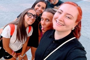 Barcellona: tour tra leggende, dolci e drink nel quartiere gotico