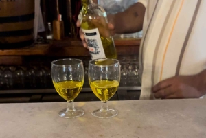 バルセロナ：ゴシック地区の伝説、ドリンク、お菓子ツアーをお楽しみください