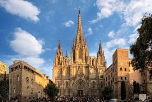 Barcelona: Barri Gotic Walking Tour (Small Group)