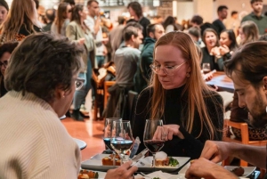 Barcelona: Gourmet-smagning af catalanske vine og tapas