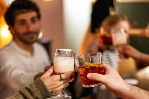 Barcelona: Guided City Pub Crawl with 4 Drinks