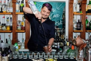 Barcelone : Visite guidée des bars de la ville avec 4 boissons