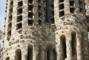 Barcelona: Geführte Sagrada Familia Tour & Einlass ohne Anstehen (Skip-The-Line)