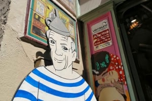 Barcelona: Picasso Walking Tour with Museum Entry Ticket