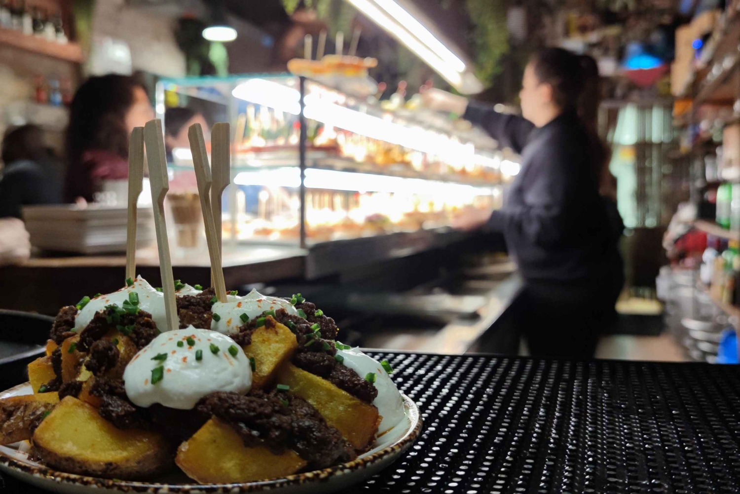 バルセロナワインとタパスのガイド付き試飲ツアー