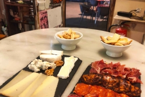 バルセロナワインとタパスのガイド付き試飲ツアー