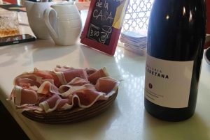 バルセロナワインとタパスのガイド付き試飲ツアー