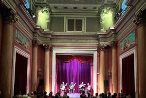 Barcelona: Guitartrio og flamencodans på Pignatelli-slottet